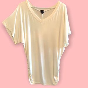 B + B White Ruched Scoop Necked S